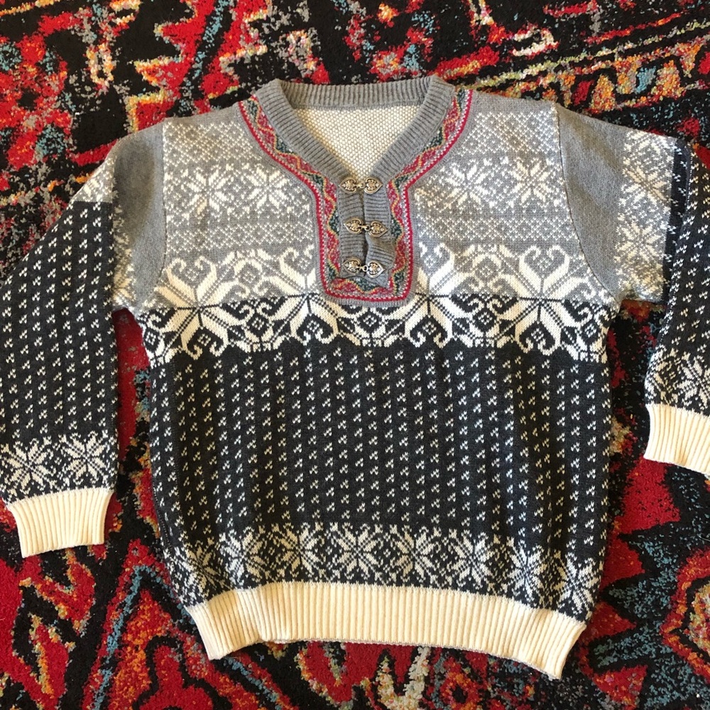 Vintage woven German holiday sweater